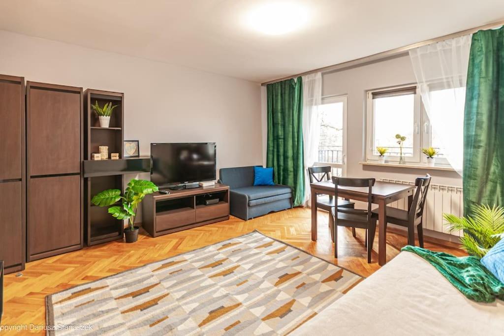 Superapart Woloska 40 Varşova Dış mekan fotoğraf